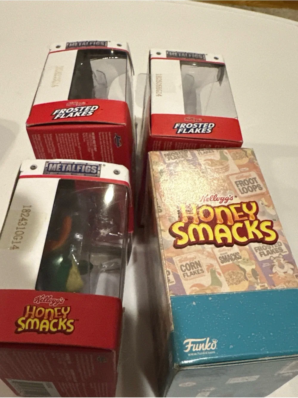 Kellogg's Dig 'Em Frog & Tony the Tiger Figures - Bundle of 4